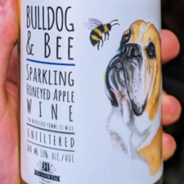 Bulldog & Bee - Sparkling Wine - 500ml
